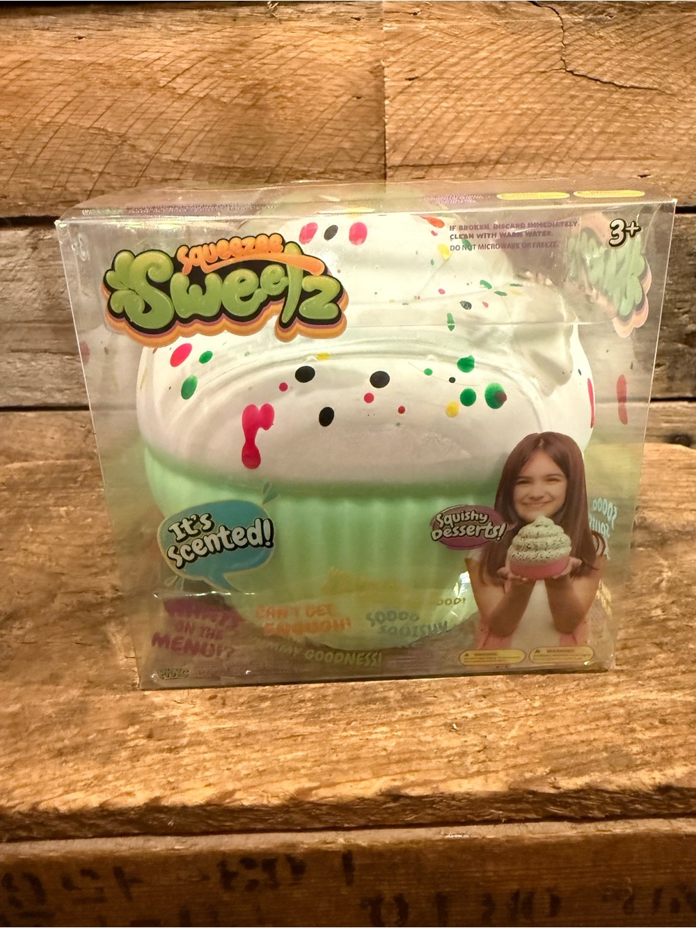 Mint Cupcake Scented Squishy Toy